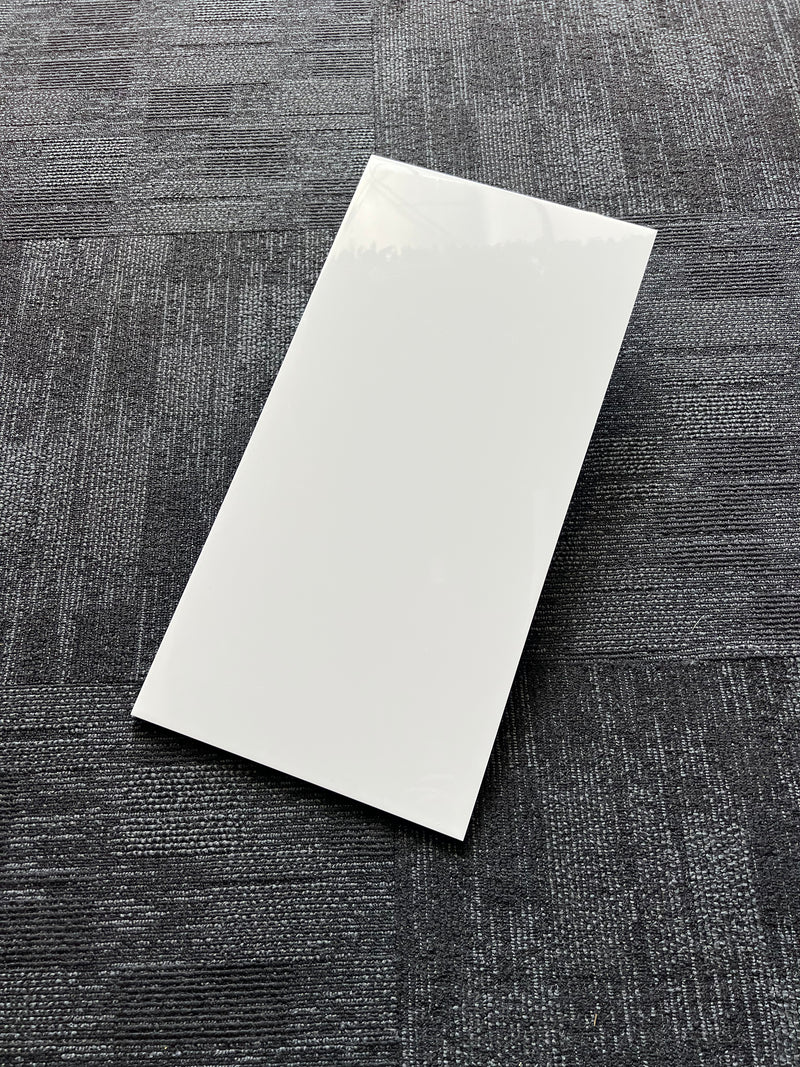 RECTIFIED GLOSS WHITE 600x300mm RECTIFIED GLOSS WHITE 600x300mm